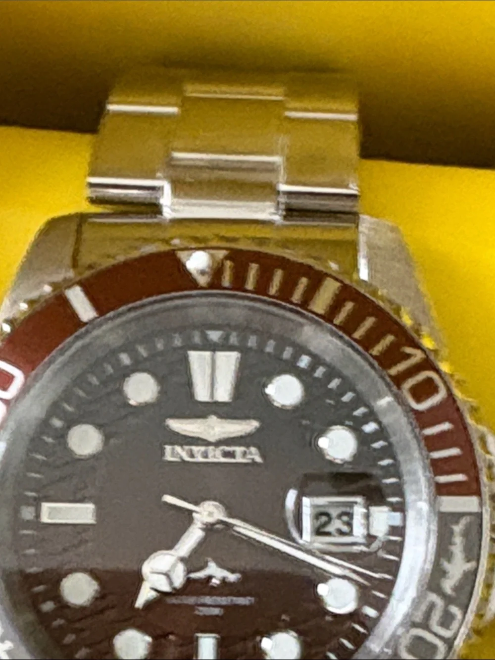 New Invicta Pro Diver Men's Watch 42mm Steel Tone Case Brown+Grey Metal Dial Ste